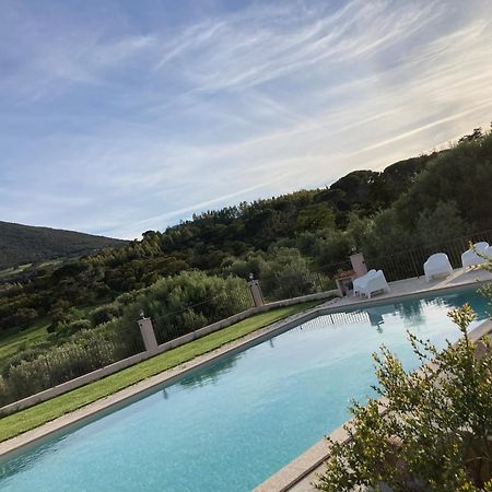 Agriturismo Is Conchisceddas Gonnosfanàdiga Eksteriør billede