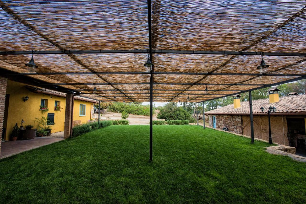 Agriturismo Is Conchisceddas Gonnosfanàdiga Eksteriør billede